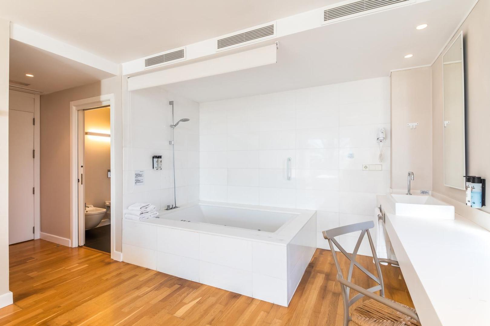 Meraki Beach Hotel - Only Adults プラヤ・ポブラ・デ・ファーナルス エクステリア 写真